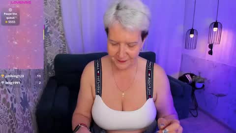 Snapshot of kathy_sunn chatting on 05-13-26, 02:47 Kathy online show from 05-13-26, 02:47