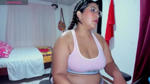 Snapshot of kathya_rabbit chatting on 10-10-25, 02:10 Kathye online show from 10-10-25, 02:10