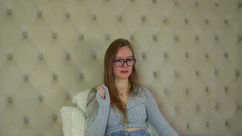 Snapshot of kathystewart chatting on 10-23-25, 06:34 Kathy online show from 10-23-25, 06:34