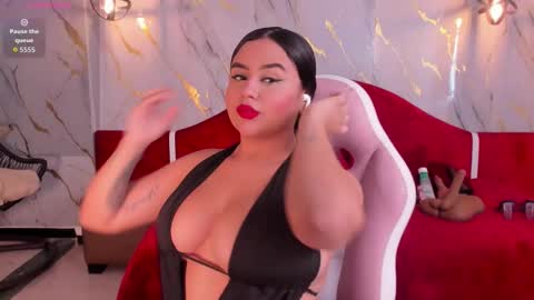 Katia online show from 02-13-26, 06:37