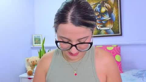 Khaterine online show from 09-23-25, 11:57