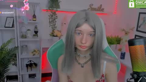 Snapshot of katia_kim chatting on 03-05-25, 12:44 Katia online show from 03-05-25, 12:44