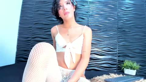 KATIA online show from 04-06-26, 08:32