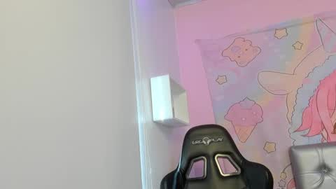 Snapshot of katia_ws chatting on 09-09-25, 12:37 KATIA online show from 09-09-25, 12:37