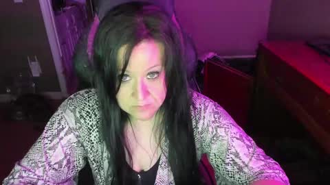 Katie online show from 01-03-25, 06:01