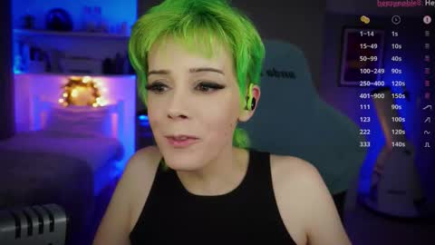 Katie online show from 09-25-25, 04:54