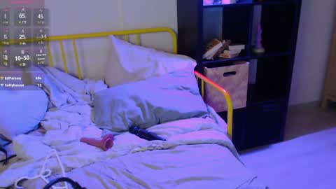 Katie Deville online show from 12-02-24, 01:13