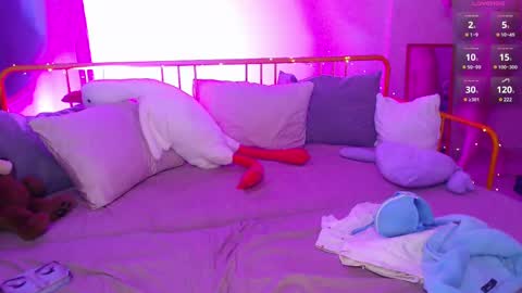 Snapshot of katie_deville chatting on 03-04-25, 01:23 Katie Deville online show from 03-04-25, 01:23