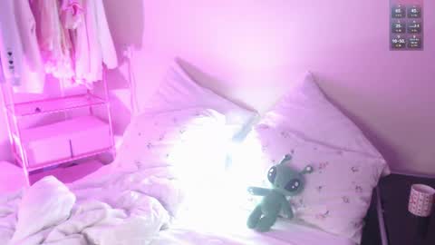 Katie Deville online show from 03-31-26, 12:56