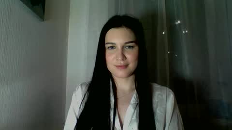katie_foxi online show from 04-12-26, 08:47