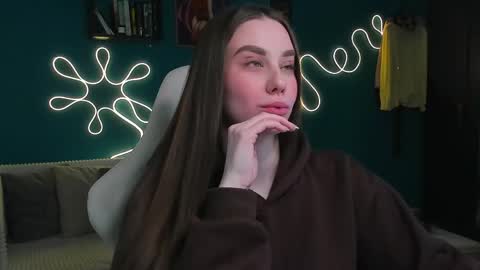 Katie online show from 04-14-26, 06:03