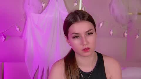 katiereeves online show from 11-05-25, 05:35