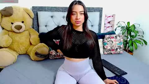 Follow Instagram katikloving online show from 02-20-26, 06:48