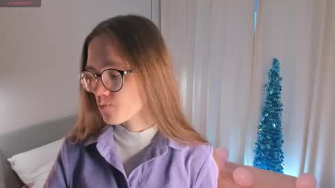 Scarlett online show from 12-19-25, 08:32