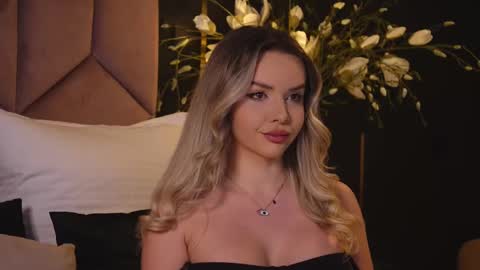 Snapshot of katjolie chatting on 02-24-25, 07:09 KatJolie online show from 02-24-25, 07:09