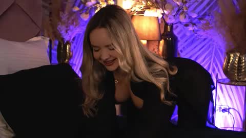 KatJolie online show from 02-10-26, 08:57