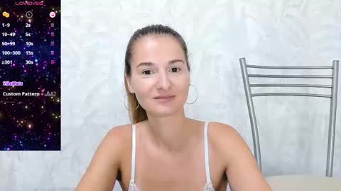 Snapshot of katrin_brook chatting on 09-21-25, 02:35 Katrin Brook online show from 09-21-25, 02:35