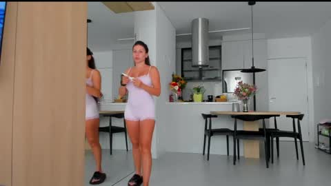 Katrin online show from 04-19-26, 04:28