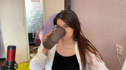   naked in pvt show 100 tk online show from 04-04-26, 10:13