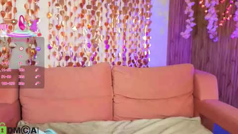 Snapshot of katrina_bail chatting on 02-08-26, 01:20 Katrina Bail online show from 02-08-26, 01:20