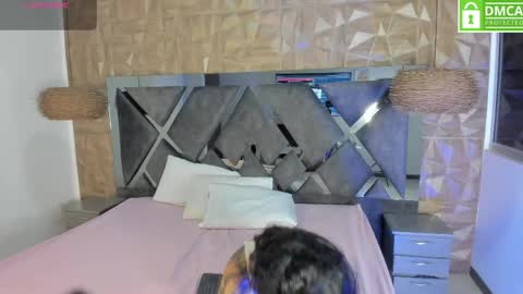 Snapshot of katrina_burns chatting on 06-04-26, 02:50 Katrina online show from 06-04-26, 02:50