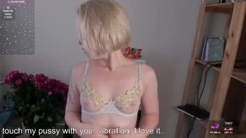 Snapshot of katrina_carter chatting on 09-17-25, 03:08 katrina_carter online show from 09-17-25, 03:08