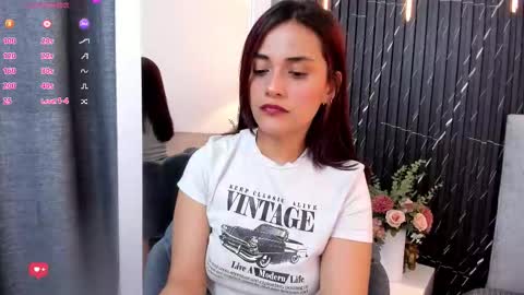 Snapshot of katrina_kaif_x chatting on 10-17-25, 07:49 Keyla online show from 10-17-25, 07:49