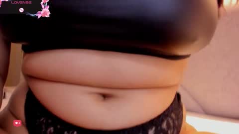 Snapshot of katrina_kaif_x chatting on 11-20-25, 08:41 Keyla online show from 11-20-25, 08:41