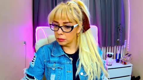 katrinacharm online show from 09-15-25, 06:02