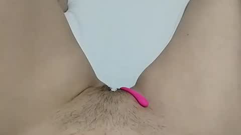 Snapshot of katrinna_arinna chatting on 01-05-25, 08:10 katrina dont forget to give me thumbs up online show from 01-05-25, 08:10