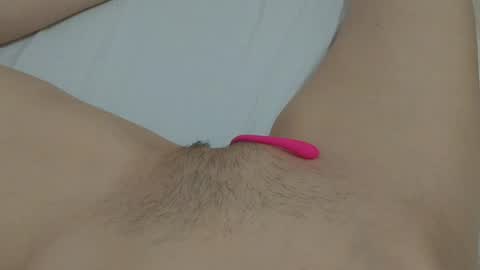 Snapshot of katrinna_arinna chatting on 01-14-25, 12:11 katrina dont forget to give me thumbs up online show from 01-14-25, 12:11