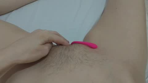 Snapshot of katrinna_arinna chatting on 01-23-25, 10:54 katrina dont forget to give me thumbs up online show from 01-23-25, 10:54