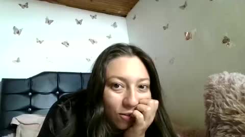 Snapshot of katrinrosex chatting on 01-30-25, 04:02 Katrin online show from 01-30-25, 04:02