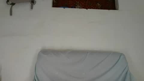 Snapshot of katrushca24 chatting on 01-10-25, 05:24 kat online show from 01-10-25, 05:24