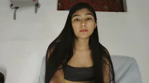 Snapshot of katrushca24 chatting on 01-13-25, 03:58 kat online show from 01-13-25, 03:58
