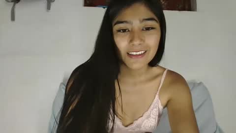 Snapshot of katrushca24 chatting on 01-15-25, 03:39 kat online show from 01-15-25, 03:39