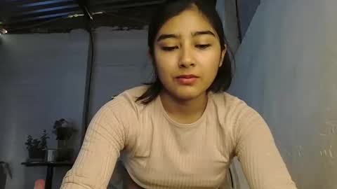 Snapshot of katrushca24 chatting on 09-17-25, 02:41 kat online show from 09-17-25, 02:41