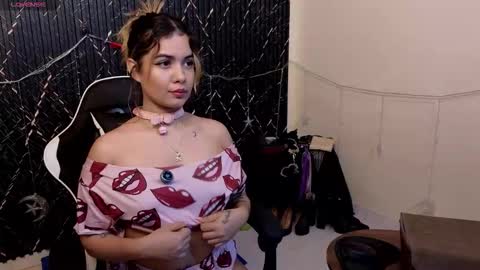 Katt  online show from 12-22-25, 05:48