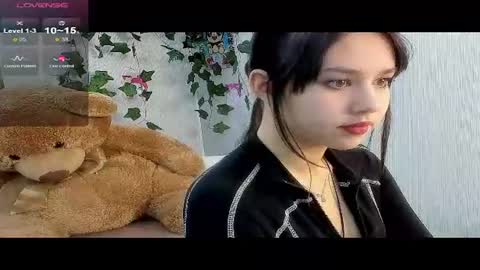 Kate online show from 03-10-25, 03:34