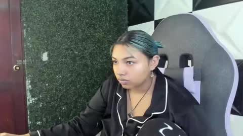 Snapshot of katteyes_ chatting on 03-22-26, 07:39 katteyes_ online show from 03-22-26, 07:39