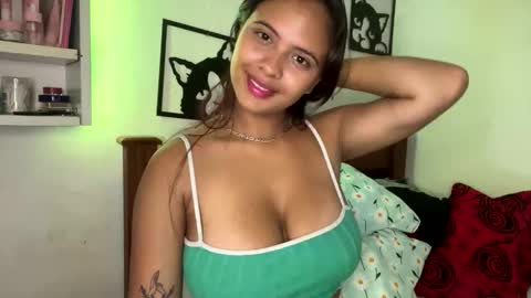 kattia online show from 09-25-25, 04:16