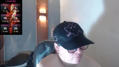 katty online show from 10-17-25, 01:25