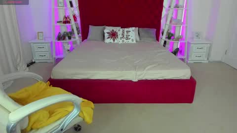 Snapshot of katty_rose8 chatting on 05-11-26, 05:35 Katty online show from 05-11-26, 05:35