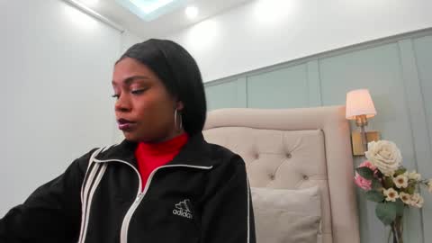 Katty Withe online show from 12-18-25, 03:34