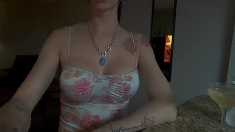 Snapshot of kattycash chatting on 09-15-25, 04:01 kattycash online show from 09-15-25, 04:01
