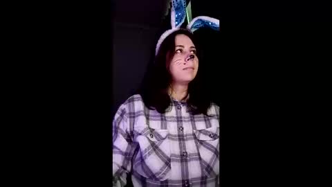 Snapshot of kattyy_summer chatting on 04-17-26, 01:25 Kattyy Summer online show from 04-17-26, 01:25