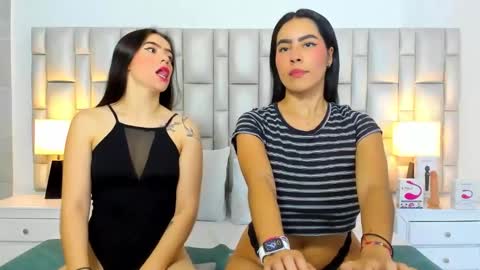 katy blonde girl and paola big boobs online show from 02-20-26, 07:58