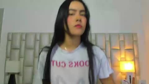 katy blonde girl and paola big boobs online show from 06-18-26, 07:51