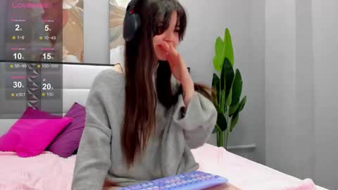 Snapshot of katy_bliss chatting on 10-05-25, 05:06 katy_bliss online show from 10-05-25, 05:06