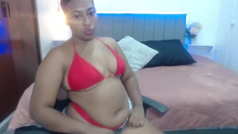 katy_lux_ online show from 08-01-26, 02:38